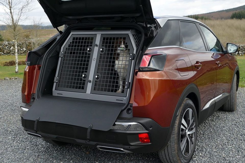 Peugeot 3008 dog cage Clearance
