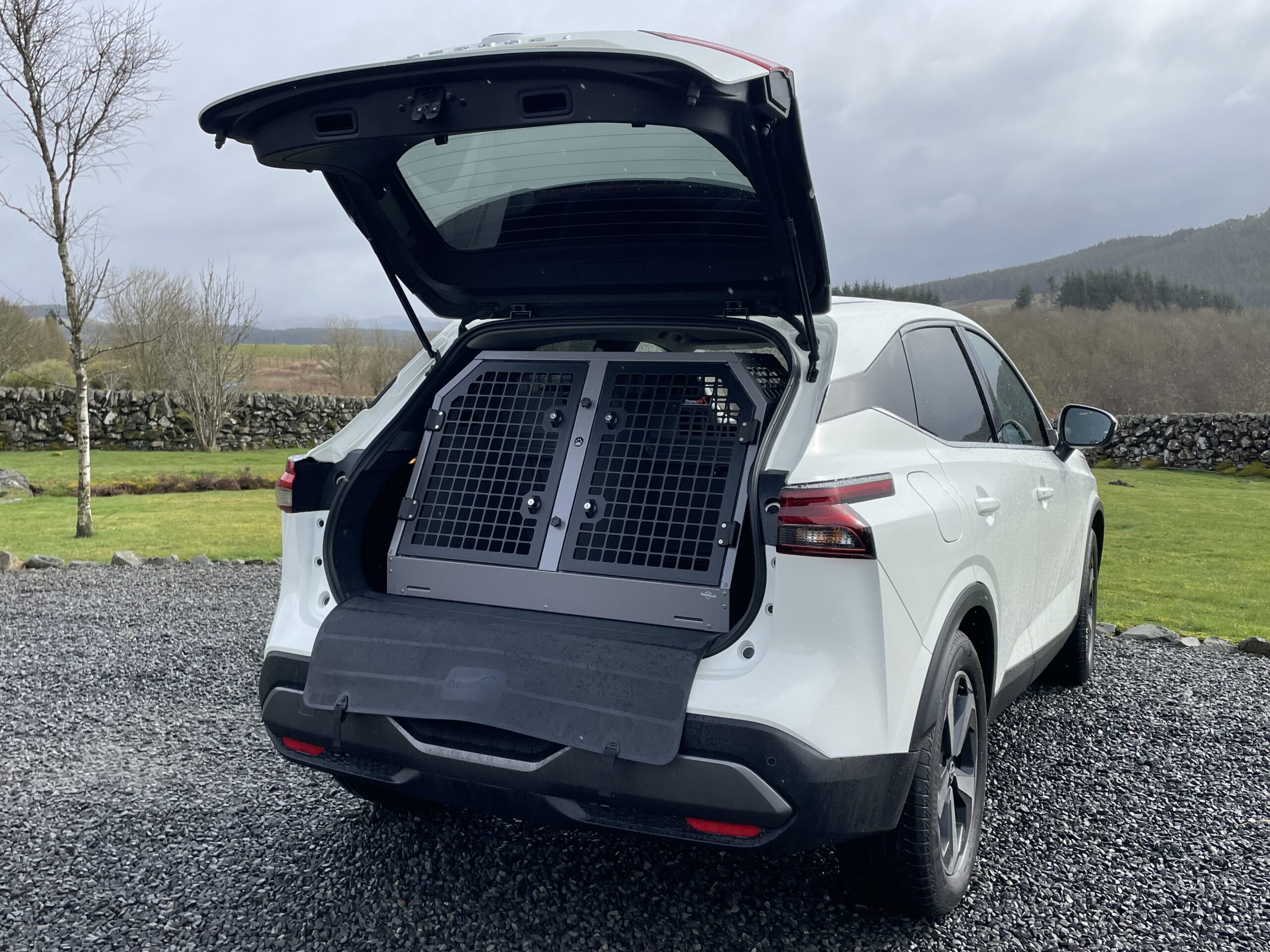 K9/C32 Double Dog Cage for Nissan Qashqai TransK9